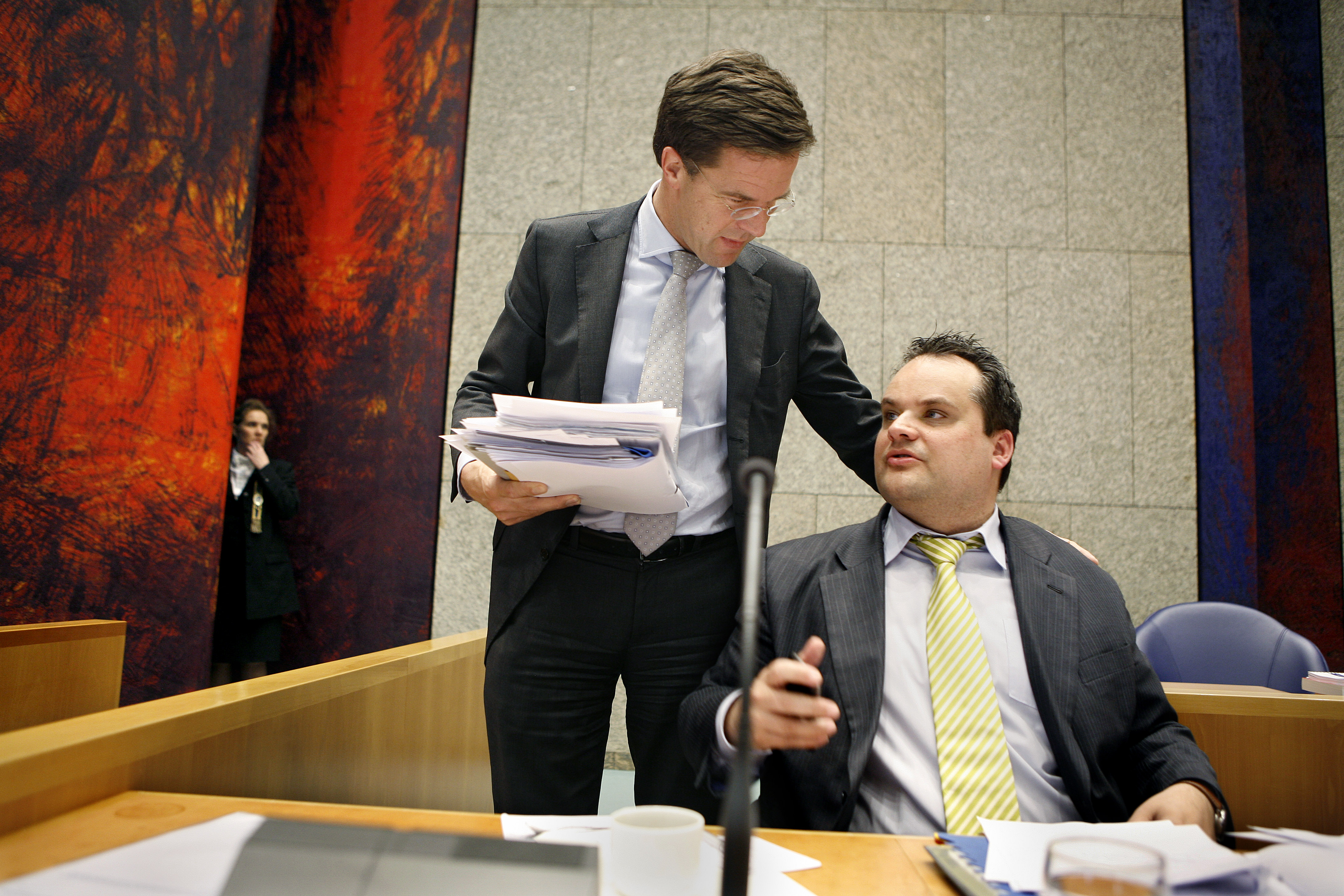 Regeren met een demissionaire status: ‘het land moet door’