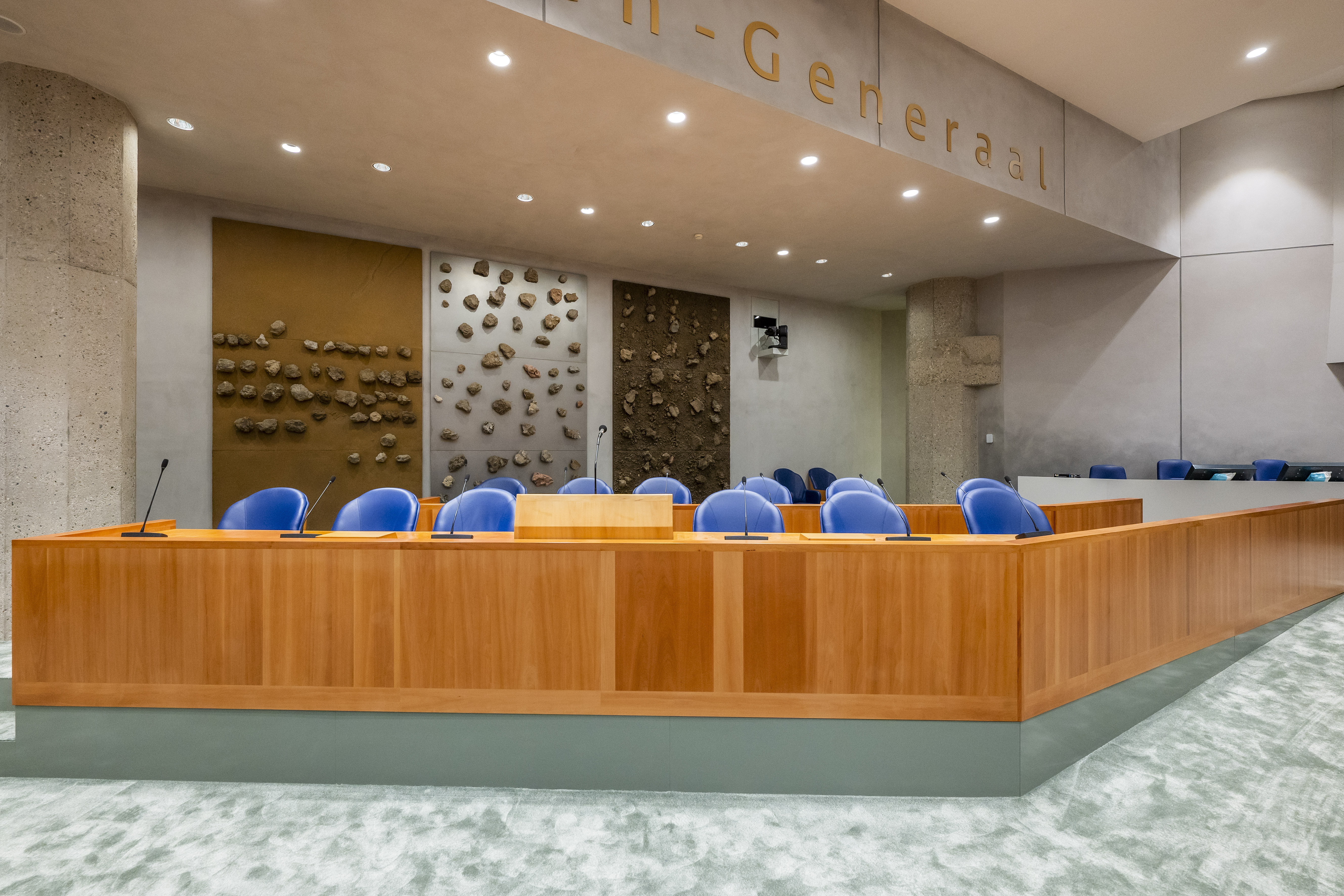 De Kamer als Pietlut en Albedil. Is de controlefunctie doorgeschoten?